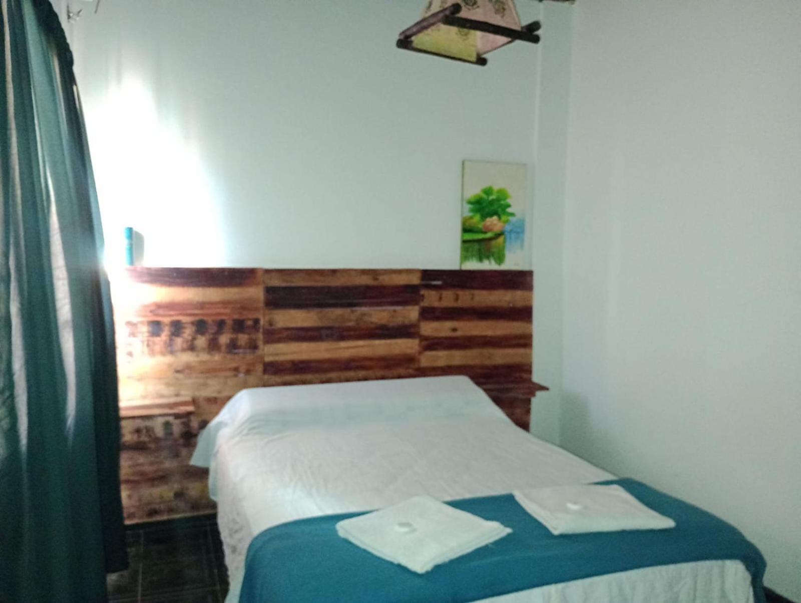 Hostal La Palmera เอเซย์ซา ภายนอก รูปภาพ